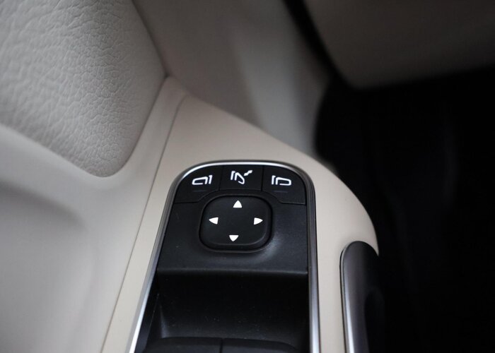 Mercedes-Benz EQB 300 4MATIC Luxury Line 67 kWh