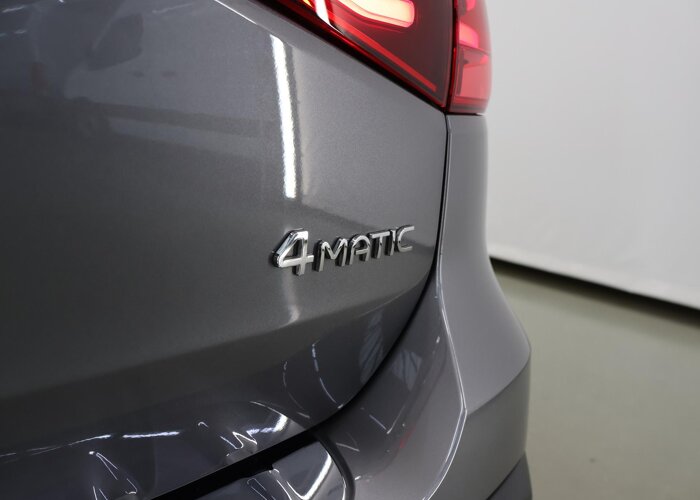 Mercedes-Benz EQB 300 4MATIC Luxury Line 67 kWh