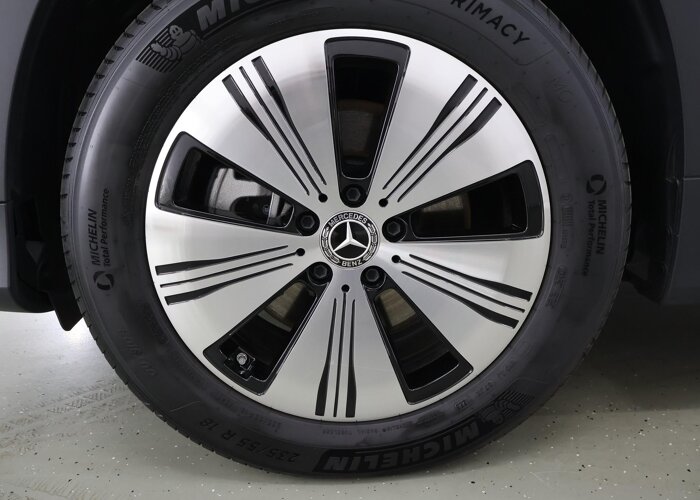 Mercedes-Benz EQB 300 4MATIC Luxury Line 67 kWh