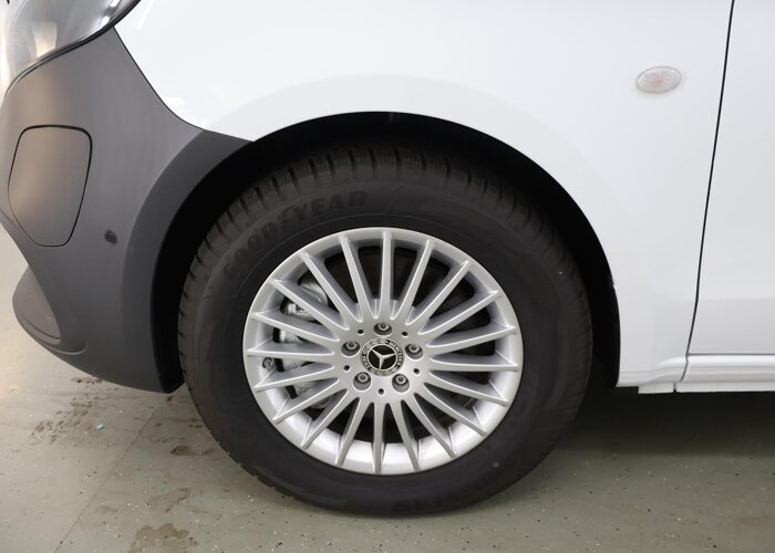 Mercedes-Benz EVITO TOURER 129 L2 PRO 90kWh