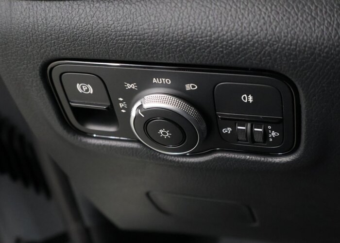 Mercedes-Benz EVITO TOURER 129 PRO L2 90 kWh