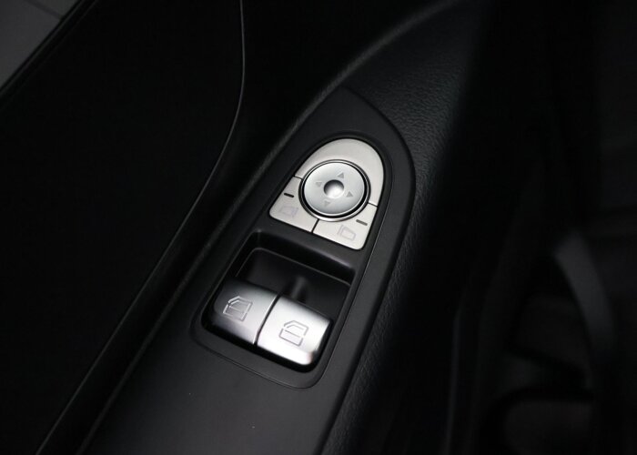 Mercedes-Benz EVITO TOURER 129 PRO L2 90 kWh