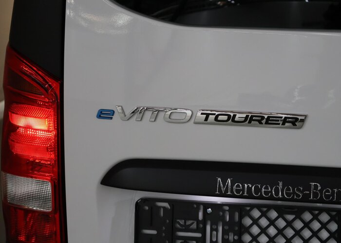 Mercedes-Benz EVITO TOURER 129 PRO L2 90 kWh