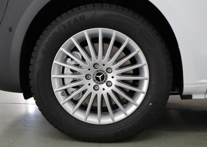 Mercedes-Benz EVITO TOURER 129 PRO L2 90 kWh
