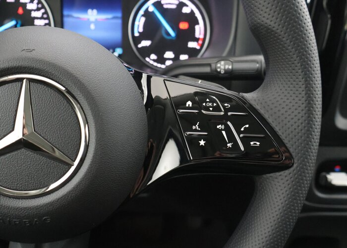 Mercedes-Benz  eVito Tourer 129 PRO L2 90 kWh