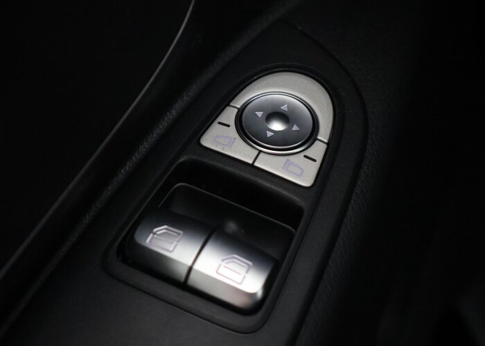 Mercedes-Benz  eVito Tourer 129 PRO L2 90 kWh