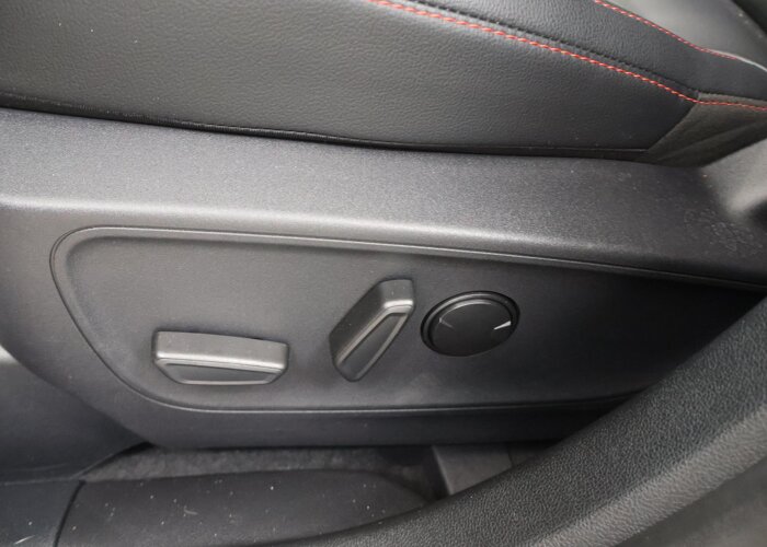 Ford Kuga 2.5 PHEV ST-Line X Black Pack