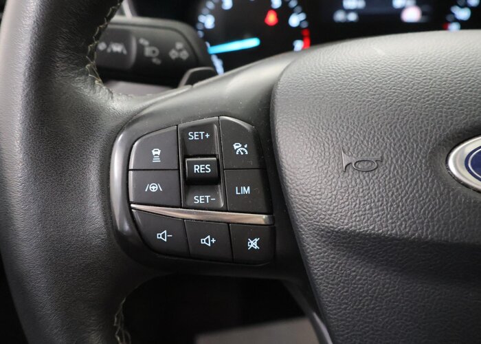Ford FOCUS Wagon 1.0 EcoBoost Titanium Business