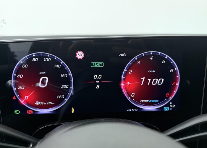 Mercedes-Benz GLB 200 Business Solution AMG