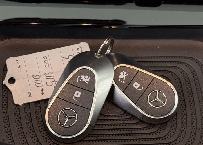 Mercedes-Benz GLB 200 Business Solution AMG