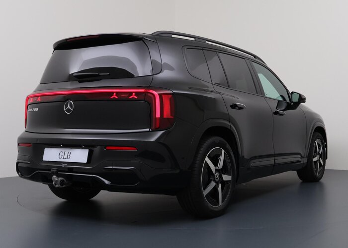 Mercedes-Benz GLB 200 Business Solution AMG