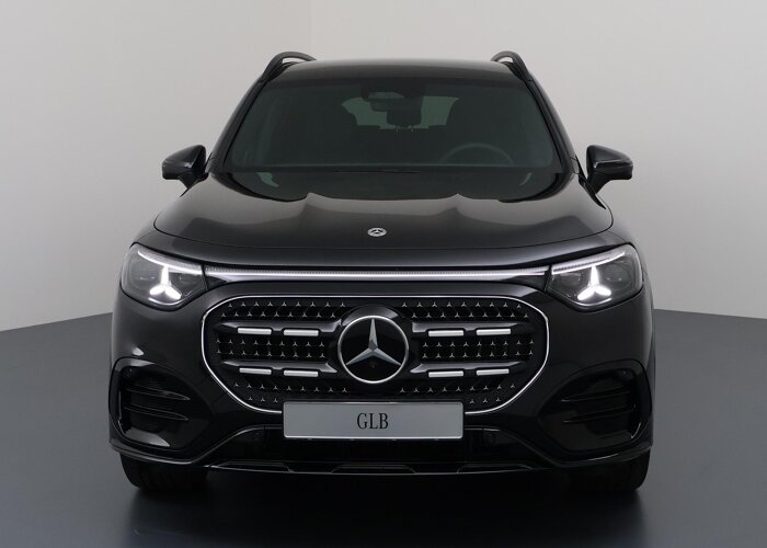Mercedes-Benz GLB 200 Business Solution AMG