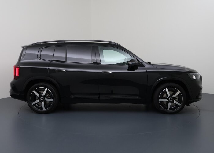 Mercedes-Benz GLB 200 Business Solution AMG