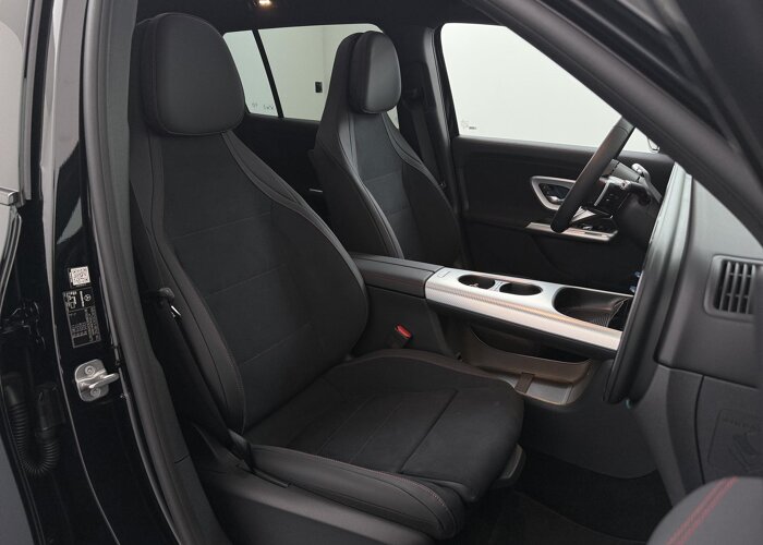 Mercedes-Benz GLB 200 Business Solution AMG
