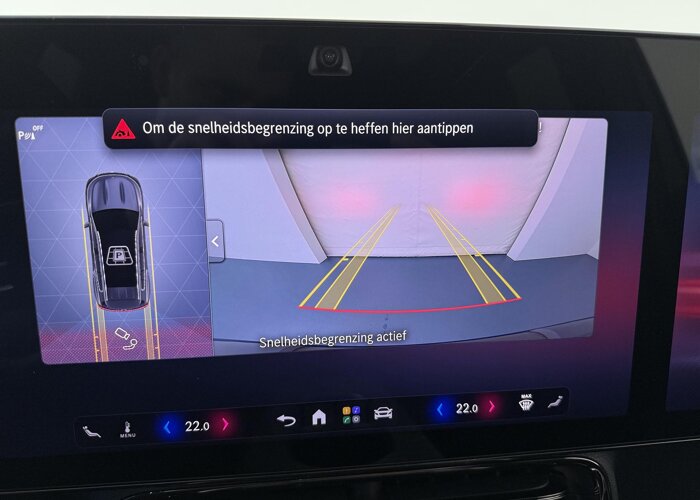 Mercedes-Benz GLB 200 Business Solution AMG