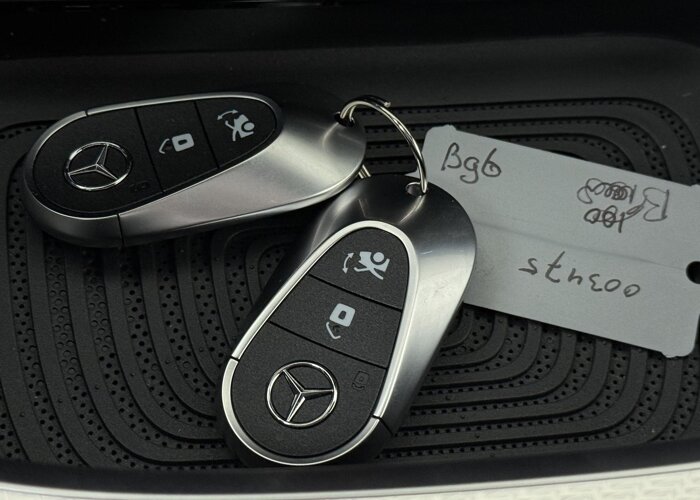 Mercedes-Benz GLB 200 Business Solution AMG