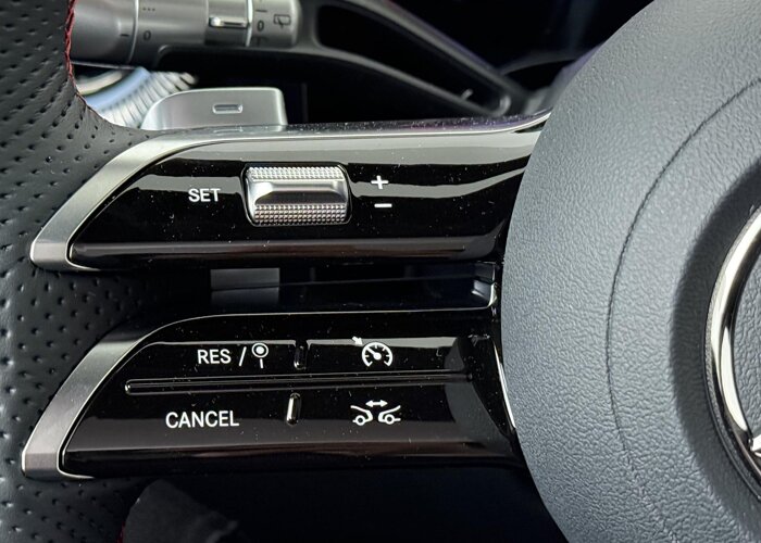 Mercedes-Benz GLB 200 Business Solution AMG