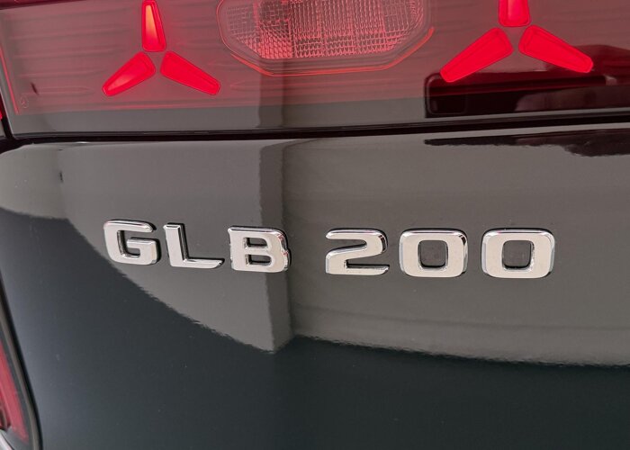 Mercedes-Benz GLB 200 Business Solution AMG