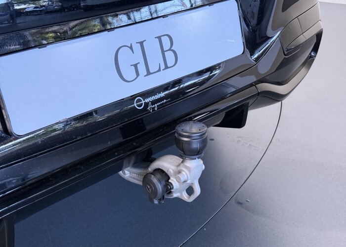Mercedes-Benz GLB 200 Business Solution AMG