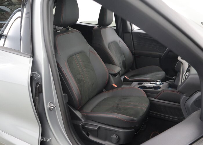 Ford Kuga 2.5 PHEV ST-Line X