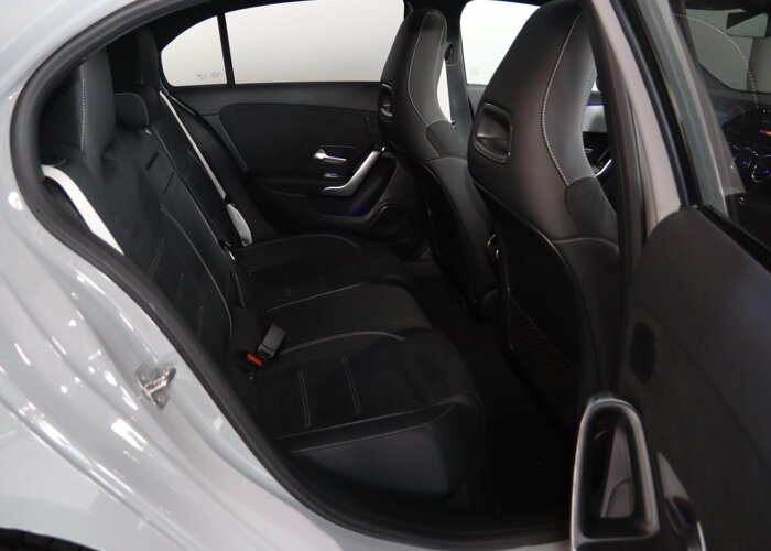 Mercedes-Benz A-Klasse 250e Business Solution AMG