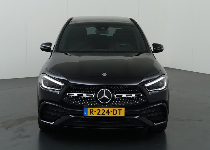 Mercedes-Benz GLA 250 e AMG Line