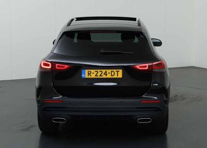 Mercedes-Benz GLA 250 e AMG Line