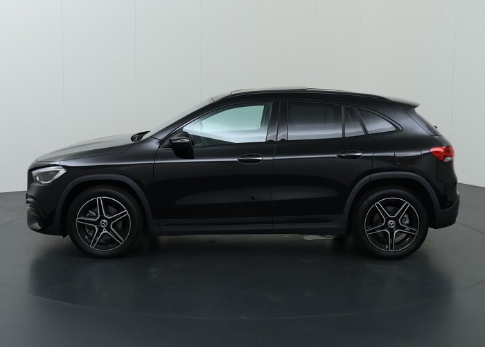 Mercedes-Benz GLA 250 e AMG Line