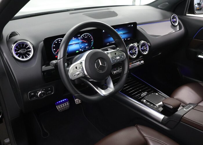 Mercedes-Benz GLA 250 e AMG Line