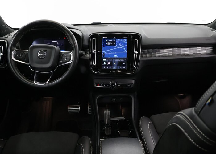 Volvo XC40 Recharge P8 AWD R-Design