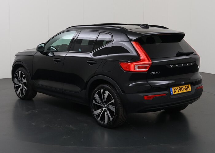Volvo XC40 Recharge P8 AWD R-Design