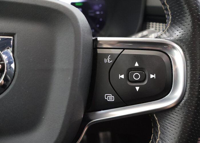 Volvo XC40 Recharge P8 AWD R-Design