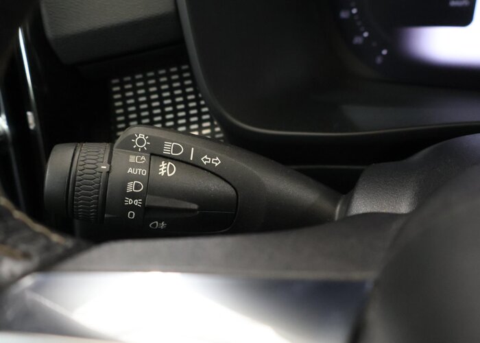 Volvo XC40 Recharge P8 AWD R-Design