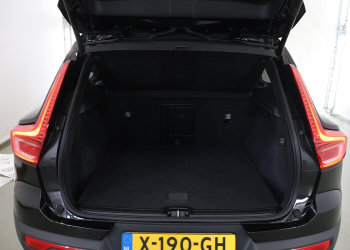Volvo XC40 Recharge P8 AWD R-Design