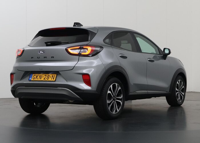 Ford Puma 1.0 EcoBoost Hybrid Titanium