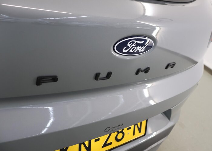 Ford Puma 1.0 EcoBoost Hybrid Titanium