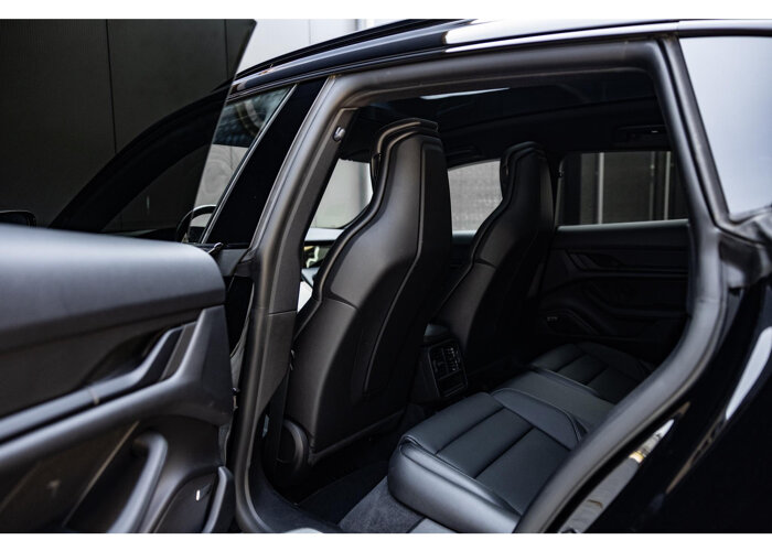 Porsche Taycan Cross Turismo 4S 93 kWh
