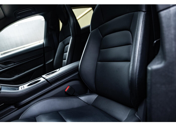 Porsche Taycan Cross Turismo 4S 93 kWh