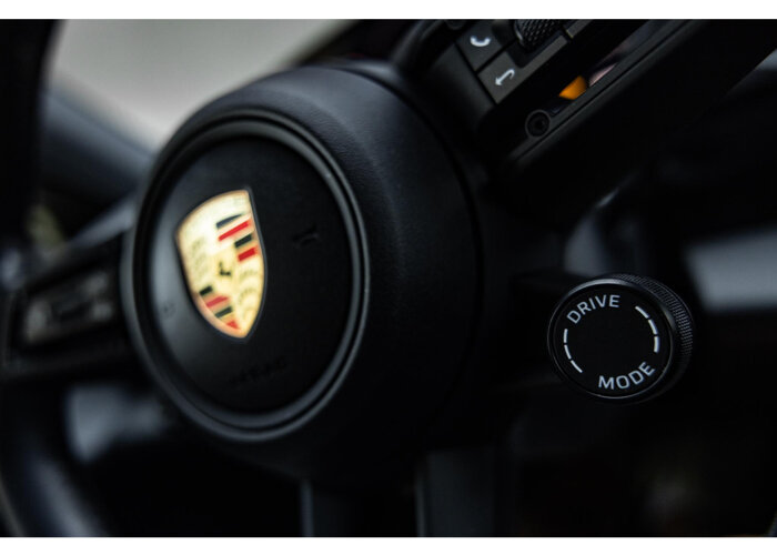 Porsche Taycan Cross Turismo 4S 93 kWh