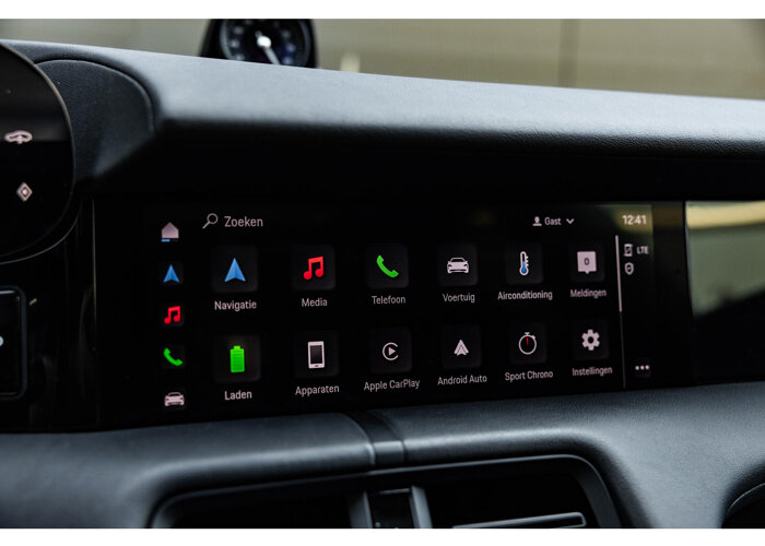 Porsche Taycan Cross Turismo 4S 93 kWh