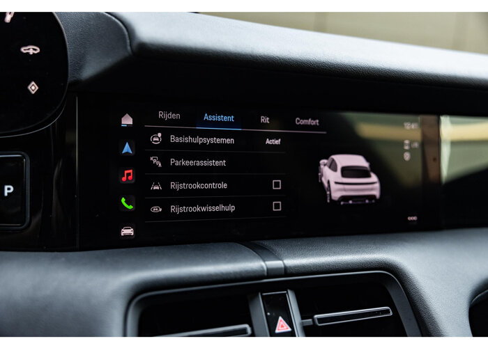Porsche Taycan Cross Turismo 4S 93 kWh