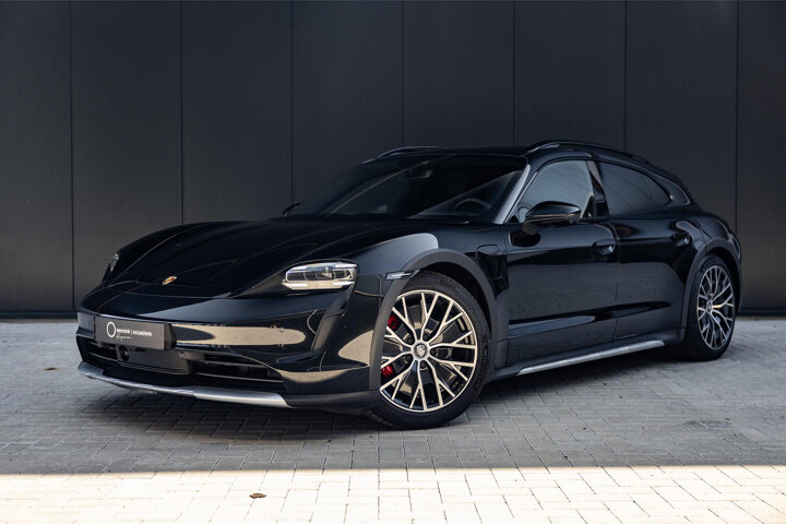 Porsche Taycan Cross Turismo