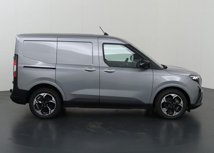 Ford E-Transit Courier Limited 44 kWh | Trekhaak | 300 KM RANGE |
