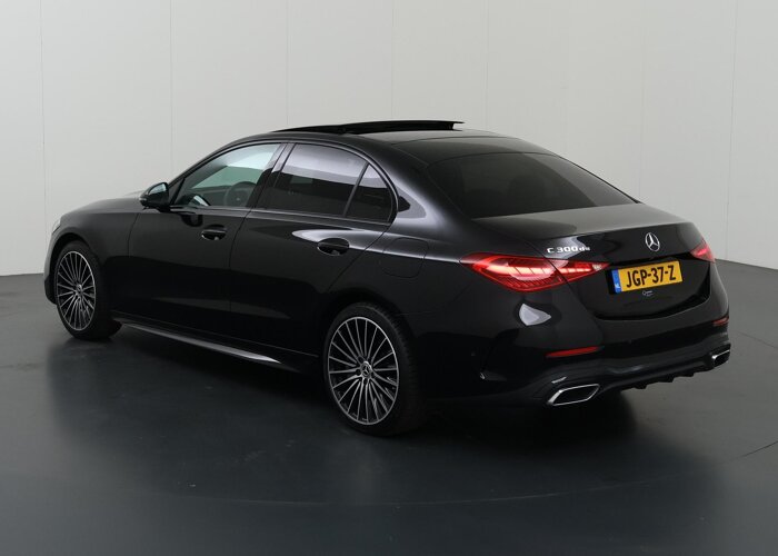 Mercedes-Benz C-Klasse 300 de Business Solution AMG