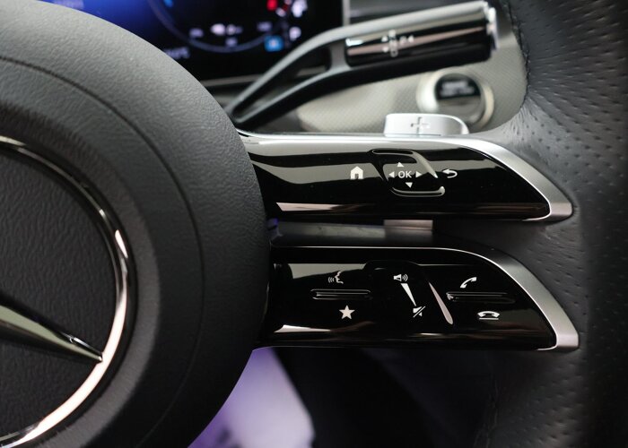 Mercedes-Benz C-Klasse 300 de Business Solution AMG