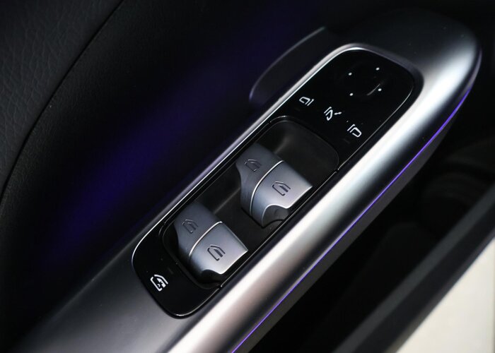 Mercedes-Benz C-Klasse 300 de Business Solution AMG