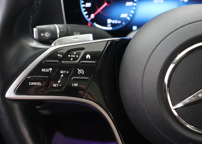 Mercedes-Benz E-Klasse 300 e Exclusive Line