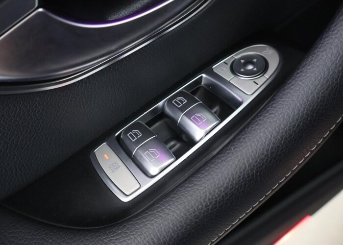 Mercedes-Benz E-Klasse 300 e Exclusive Line