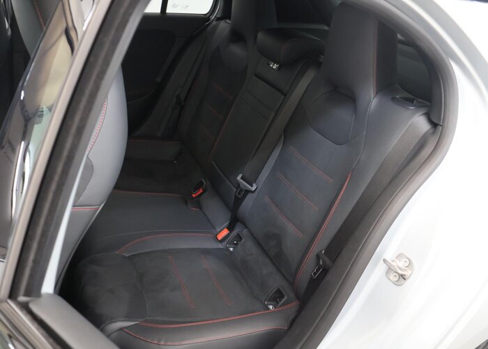 Mercedes-Benz A-Klasse 180 Star Edition AMG