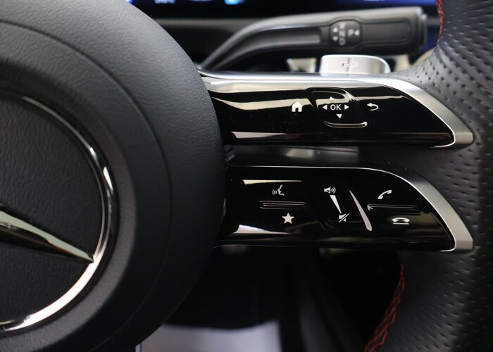 Mercedes-Benz A-Klasse 180 Star Edition AMG
